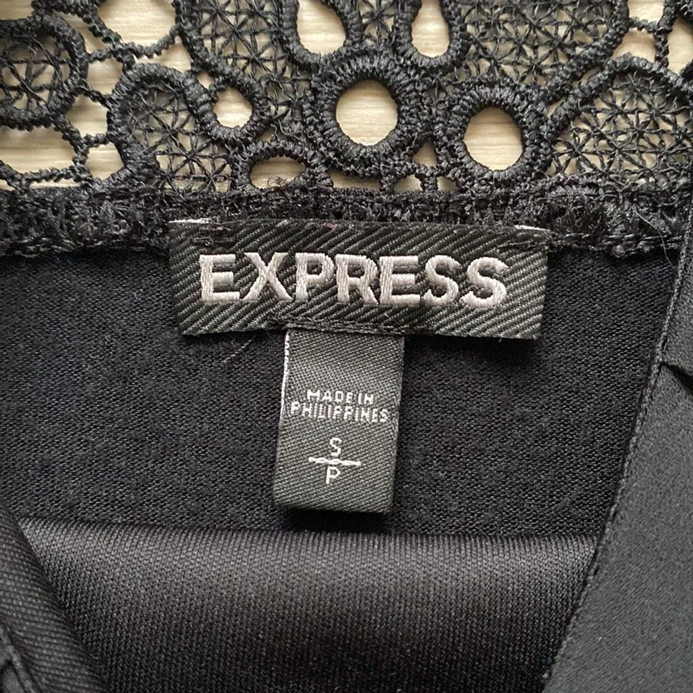 Express Top - Picture 4 of 5